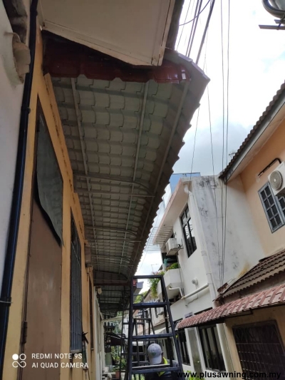 Awning Logam Untuk Belakang Dapur - Bandar Sungai Long