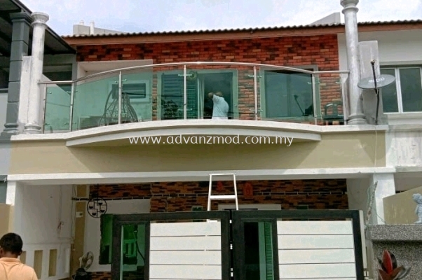 Curved Balcony Stainless Steel Glass Railing With 12mm Tempered Glass 