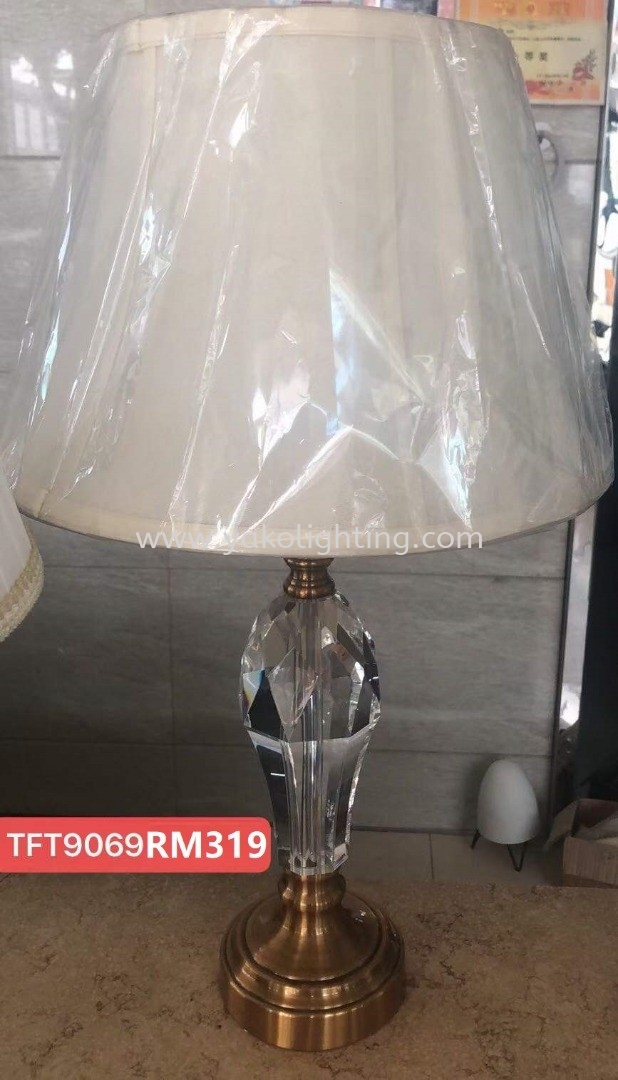  STAND LAMP AND TABLE LAMP