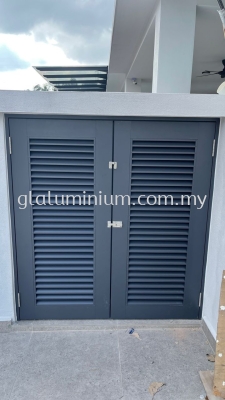 Louvres swing door 2 panel @Jalan BK7A /1, Bandar Kinrara Puchong, Puchong 