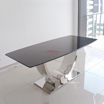 Minimal Black Marble Table / Black Marquina / 6 Seaters