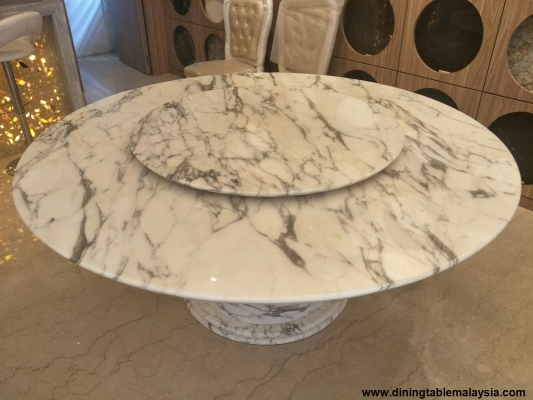 Arabescato Corchia Marble Table