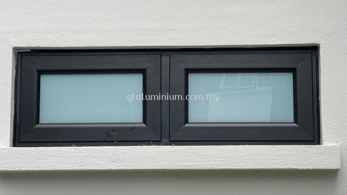 Heavy duty casement window 