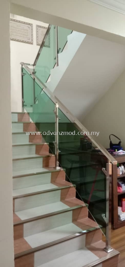 Home Stainless Steel Staircase Glass Railing With 12mm Tempered glass 