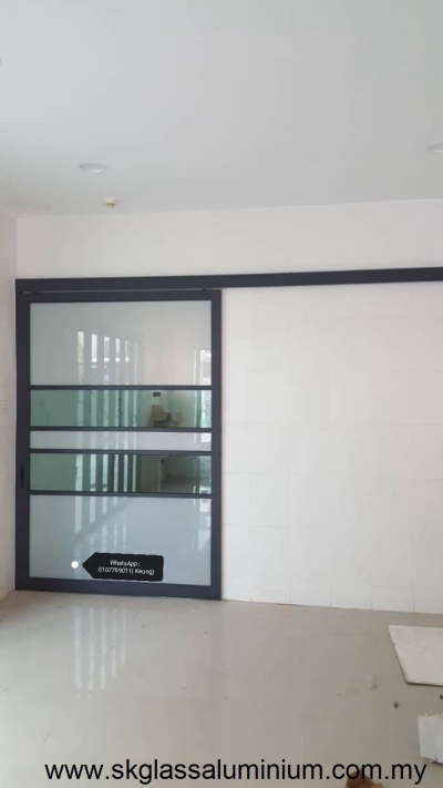 Aluminium Hanging Door Design In Bukit Bintang