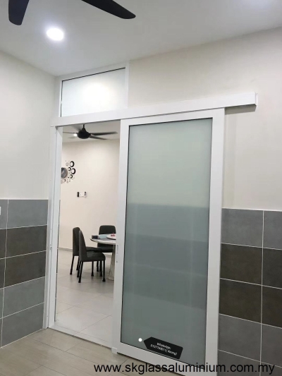 Aluminium Hanging Door Design In Klang