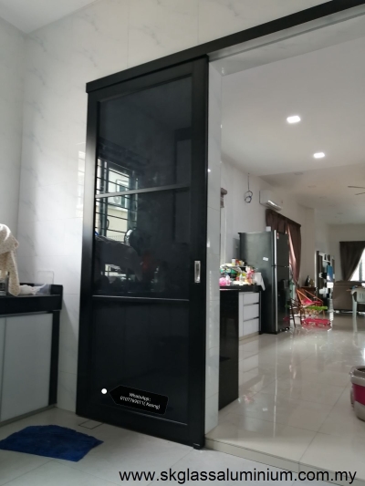 Aluminium Hanging Door Design In Klang