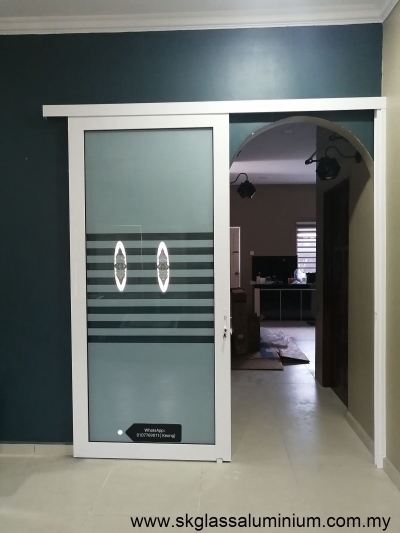 Aluminium Hanging Door Design In Kepong