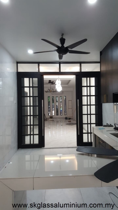 Aluminium Hanging Door Design In Petaling Jaya