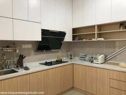 Oak Color Kitchen Cabinet In J Residence @ Sierra 3 