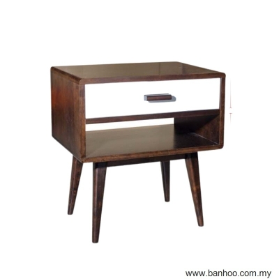 Tadewi Side Table 658/097