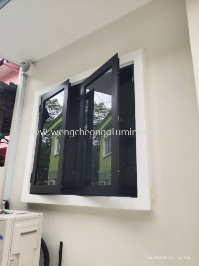 Multipoint Casement Window