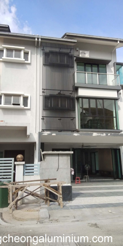 Contoh Skrin Aluminium Louver Selangor