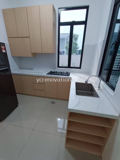 Kitchen Cabinet Wooden Formica + Quartz Stone