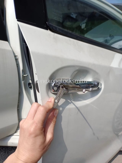 unlock service car lock