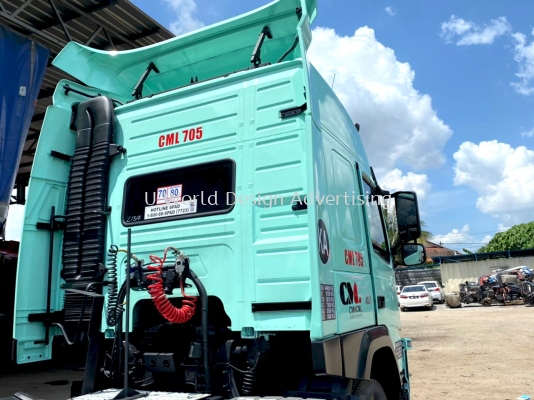 CM & CML HAULAGE CODE STICKER AT KLANG, SELANGOR