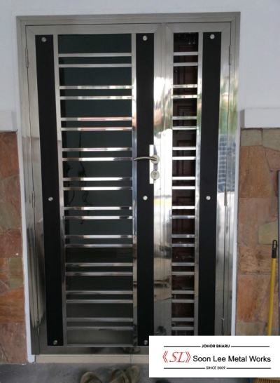 Stainless Steel Door Grille