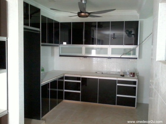 Kitchen Cabinet Works By Sungai Buloh Contractor