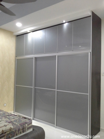 Custom Wardrobe Works By Sungai Buloh Contractor