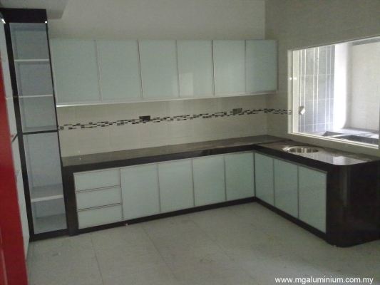 Kabinet Dapur Aluminium