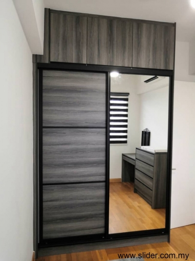 Wardrobe Series - Sliding Door Wardrobe (DELUX)