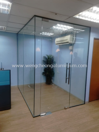 Framless Temp. Swing Door