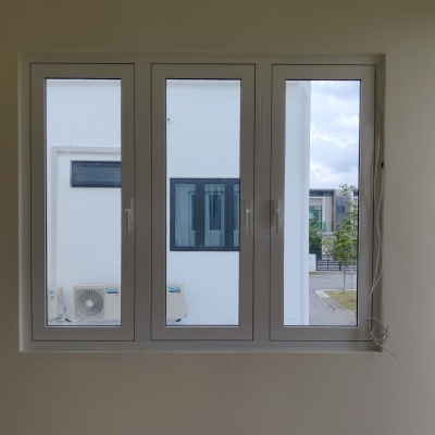 Multipoint Casement Window