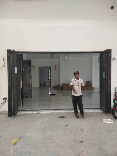 kota warisan aluminium folding door 