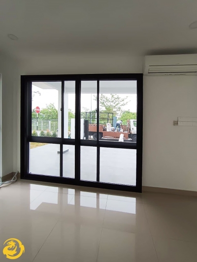 Pintu & Tingkap Aluminium Jaring Hitam