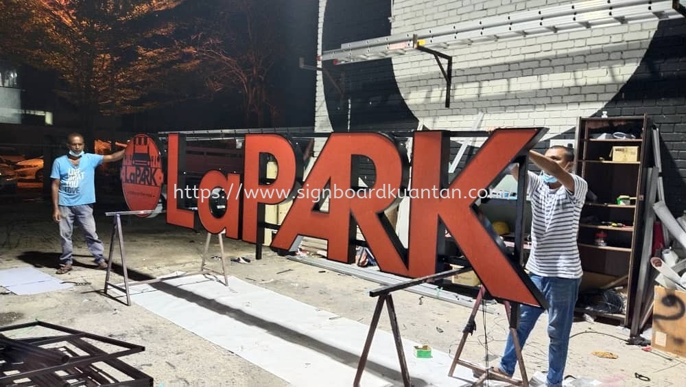 LA PARK 3D LED FRONTLIT LETTERING SIGNAGE SIGNBOARD AT BERA KAMPONG TRIANG