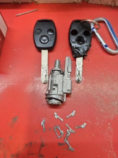 repair Honda car lock 