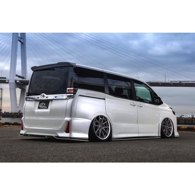 Toyota voxy noah80 KH rear skirt bodykit