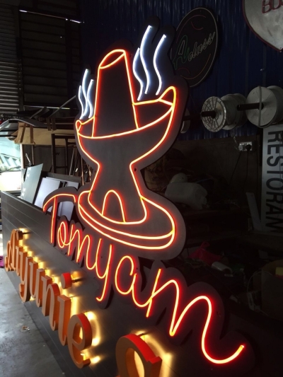 LED Neon Light Signboard @ Aiyunie Seafood @ Nilai