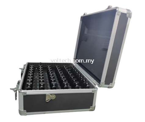 50 - Slot Charge Case