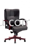 DIRECTOR LEATHER CHAIR - PK-DTLC-18-L-C1 - PIRAMO LOW BACK CHAIR Director Leather Chair Leather Office Chair Office Chair