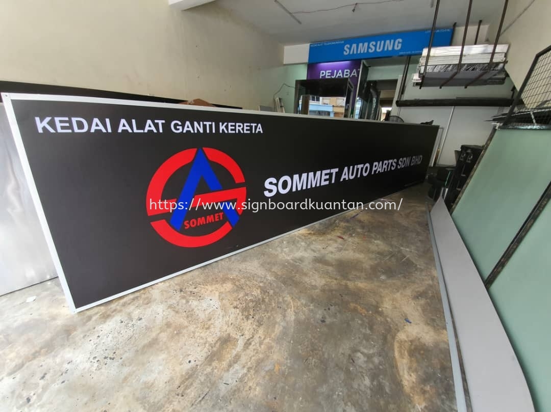 SOMMET AUTO PARTS KEDAI ALAT GANTI KERETA LIGHTBOX SIGNAGE AT KUANTAN Bandar Indera Mahkota