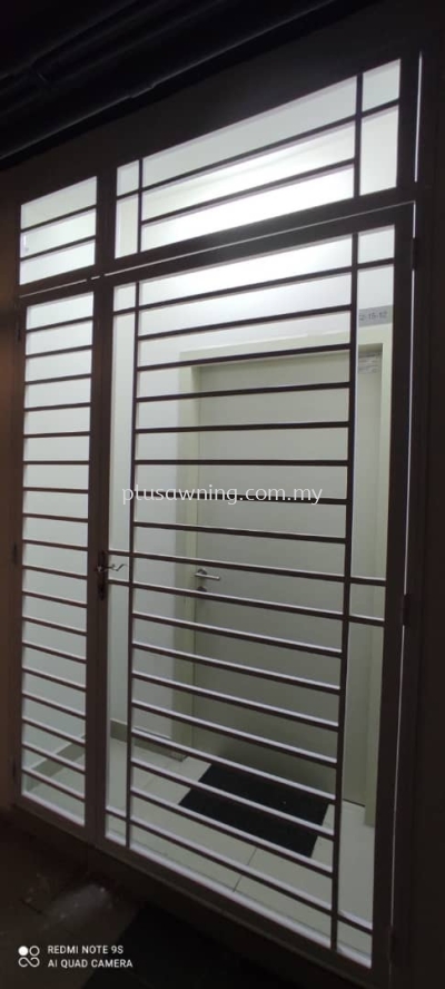 SWING DOOR GRILL @SAVANNA EXECUTIVE SUITES BLOCK C1, DENGKIL, SELANGOR