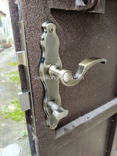 installation door lock, replace door lock 