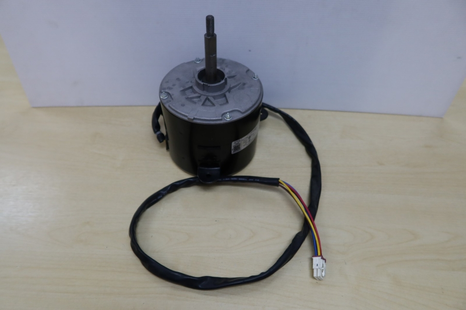 CARRIER YKS-190-6-21L 150W(W/O 10UF CAP.) 1PH CONDENSING F/MOTOR P/N: 11002012014722-(38KUS045N8FSB)