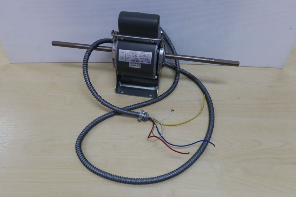 CARRIER YSK72-4JE4-L (HA72CE302A) 72W FAN MOTOR (220~240V/1PH) C/W CAPACITOR (3.5UF)