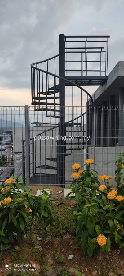 SPIRAL STAIRCASE @JALAN KAJANG EAST 1/3, KAJANG, SELANGOR