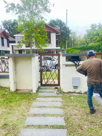 SINGLE SWING GATE @JALAN KUNYIT EMAS P16/3, PERSINT 16, PUTRAJAYA, SELANGOR