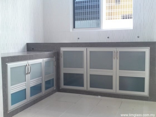 Kerja Kabinet Dapur Tersuai - Yong Peng