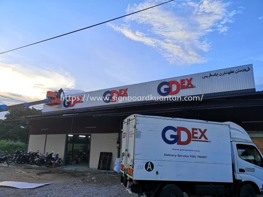 GD EXPRESS OUTDOOR ALUMINIUM PANEL BASE WITH 3D LED FRONTLIT SIGNAGE AT KUANTAN 