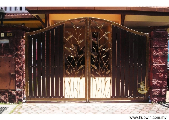 Wrought Iron Gate Reference - Klang