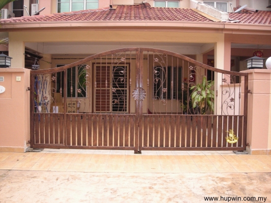 Wrought Iron Gate Reference - Klang