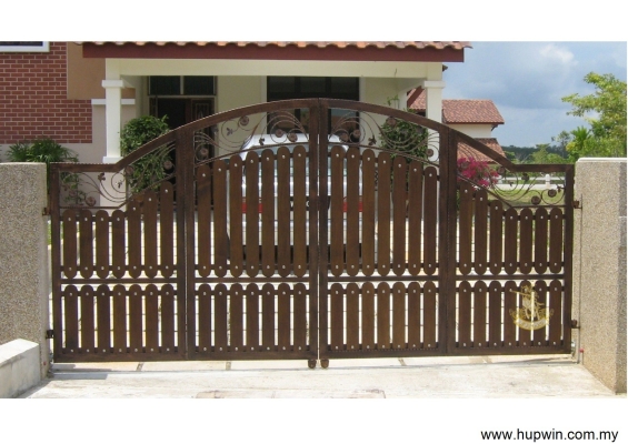 Wrought Iron Gate Reference - Klang