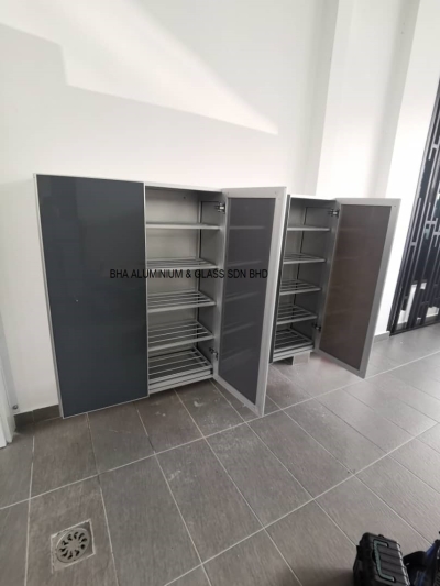 Custom Aluminium Shoe Cabinet Reference - Senai