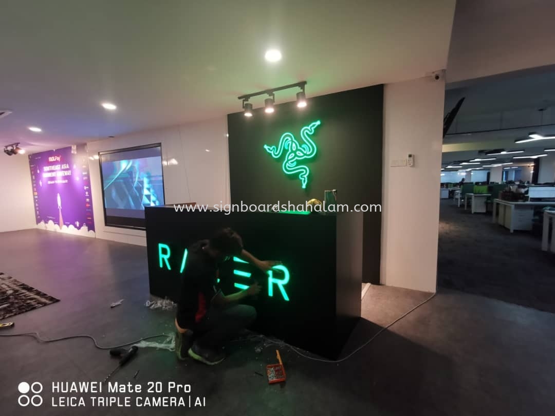 RAZER GAMING INDOOR 3D LED BOXUP LETTERING & LOGO SIGNAGE