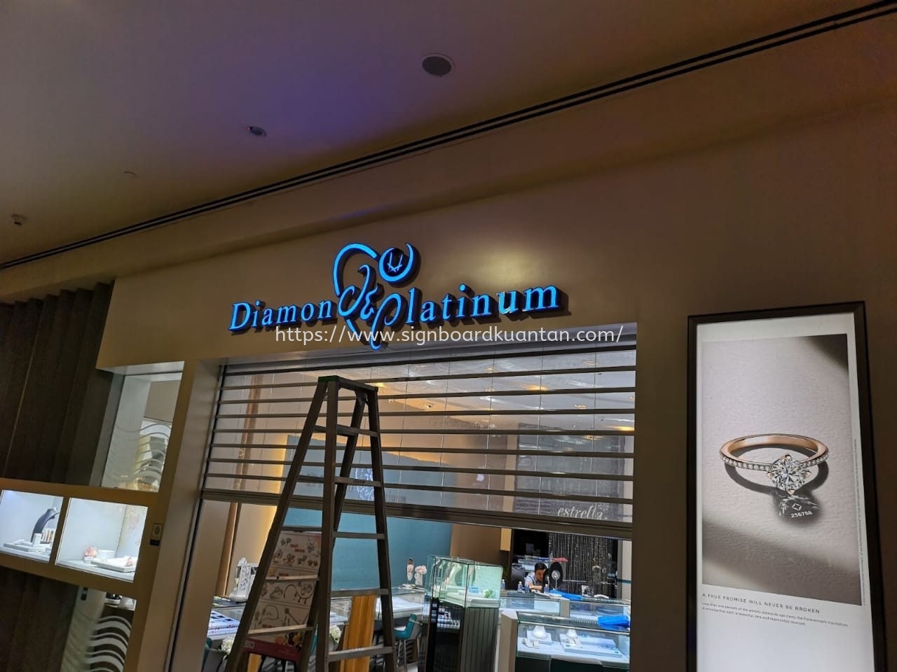 DIAMOND & PLATINUM INDOOR 3D LED FRONTLIT SIGNAGE AT KUANTAN AIR PUTIH